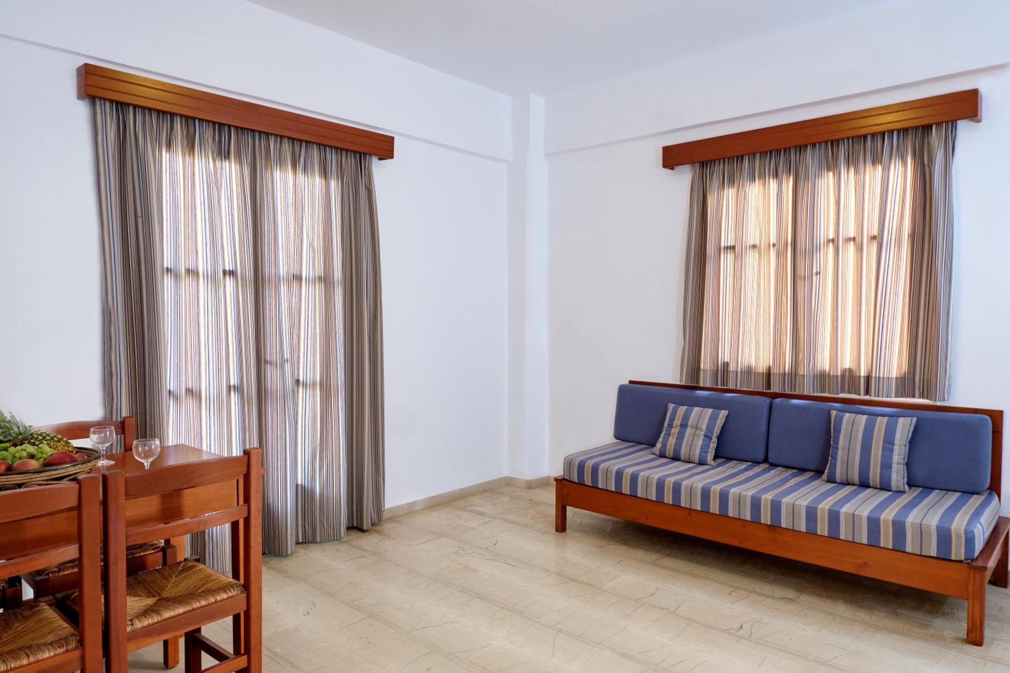 Niros Beachfront Aparthotel Kokkini Hani Exterior photo