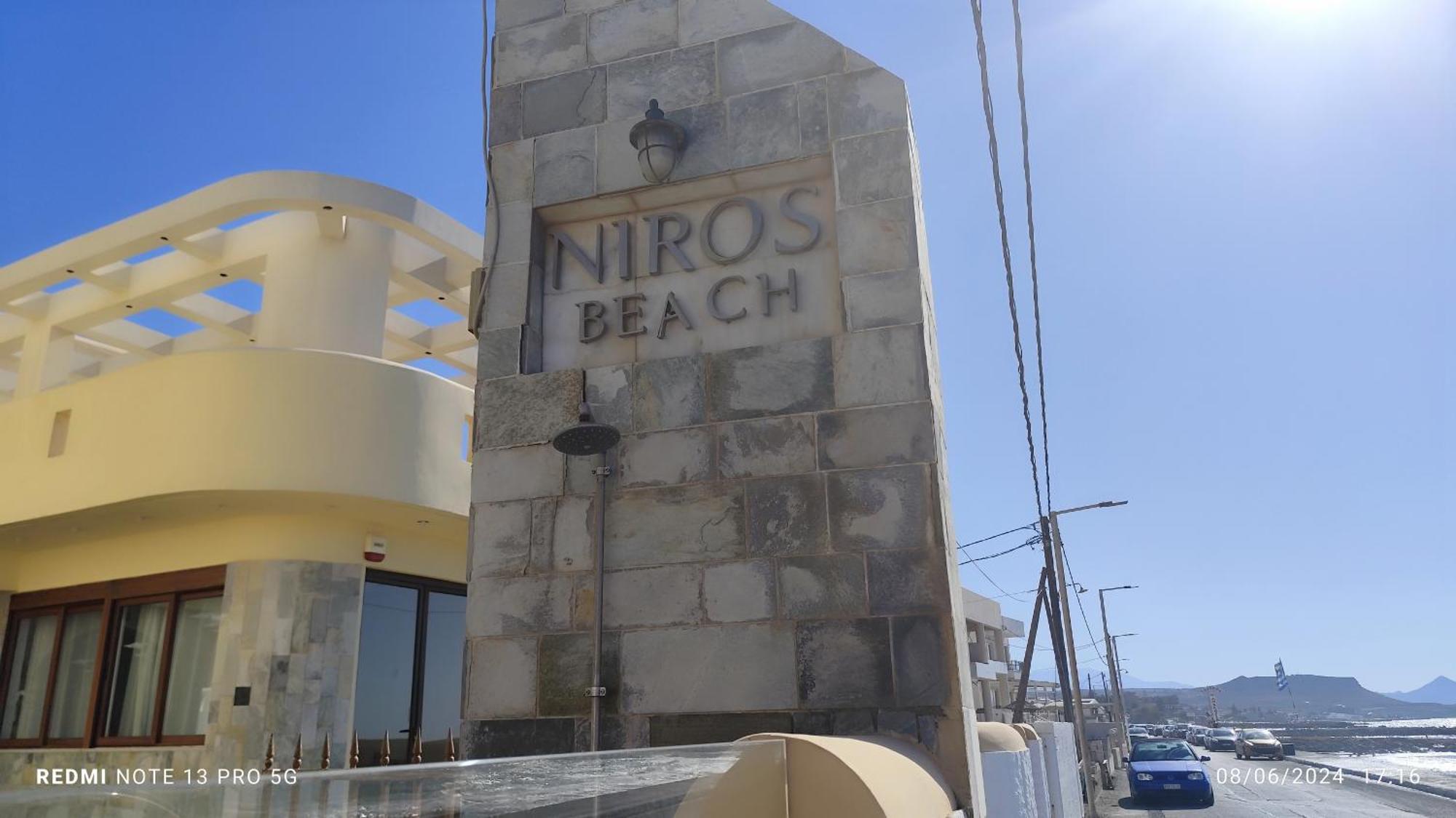 Niros Beachfront Aparthotel Kokkini Hani Exterior photo