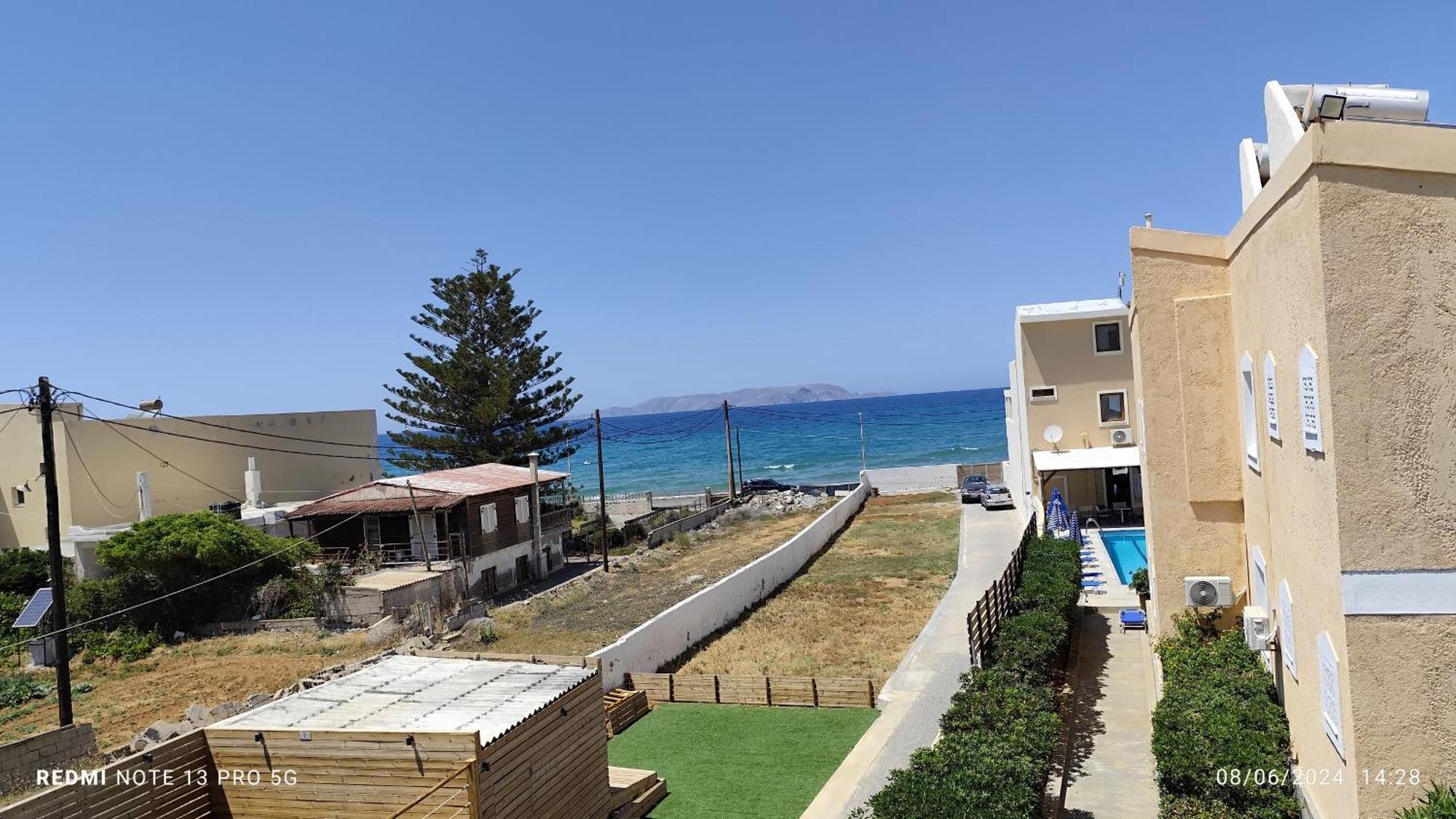 Niros Beachfront Aparthotel Kokkini Hani Exterior photo