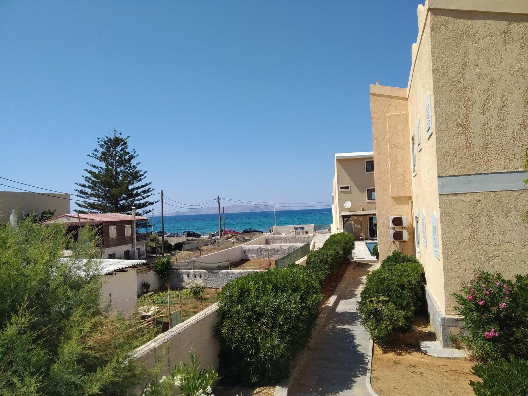 Niros Beachfront Aparthotel Kokkini Hani Exterior photo